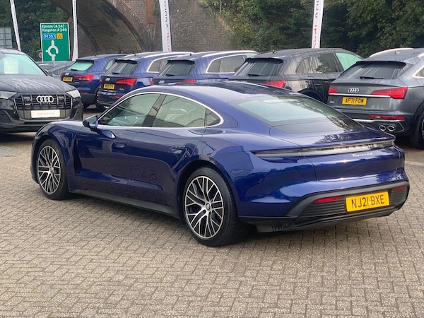 Used Porsche Taycan 2021 for sale - 76153118: Photo 40