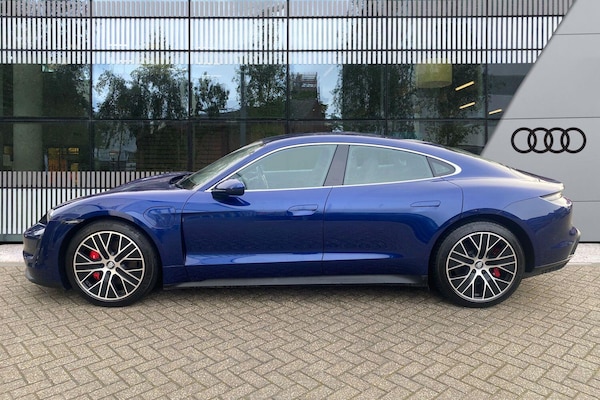 Used Porsche Taycan 2021 for sale - 76153118: Photo 6