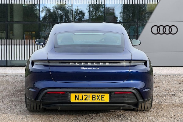 Used Porsche Taycan 2021 for sale - 76153118: Photo 8