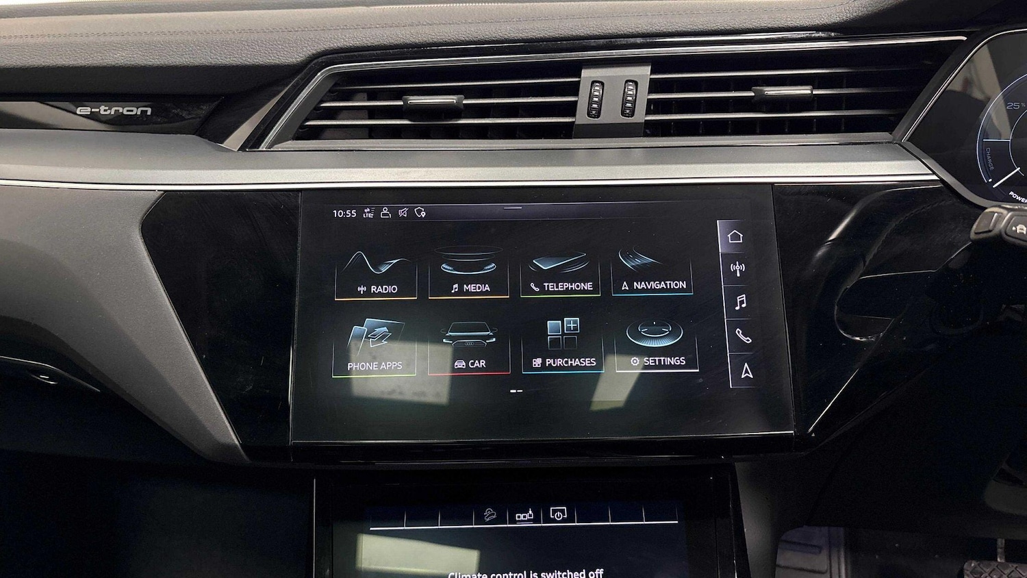 Used Audi e-tron for sale - 77268037: Photo 8