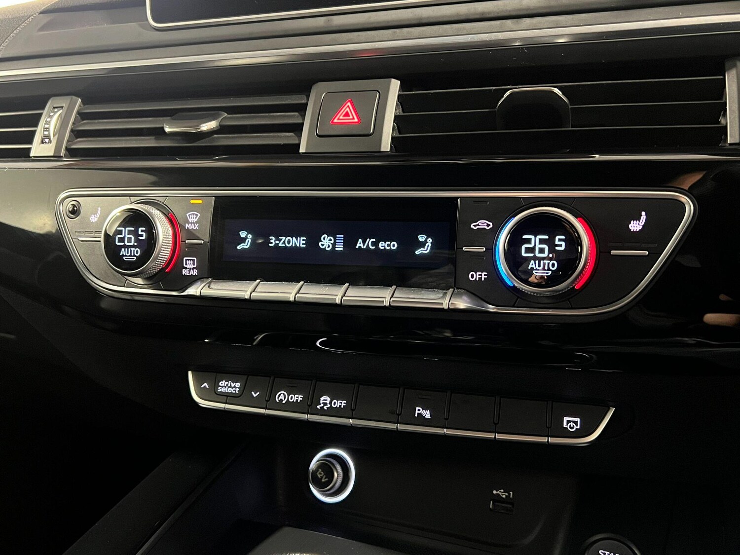 Used Audi A4 2019 for sale - 78170228: Photo 65