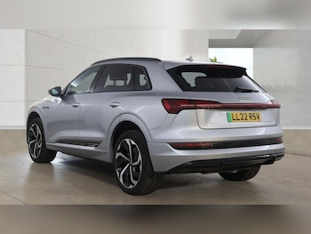 Used Audi e-tron 2022 for sale - 79213060: Photo