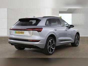 Used Audi e-tron 2022 for sale - 79213060: Photo