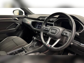 Used Audi Q3 2022 for sale - 77824185: Photo