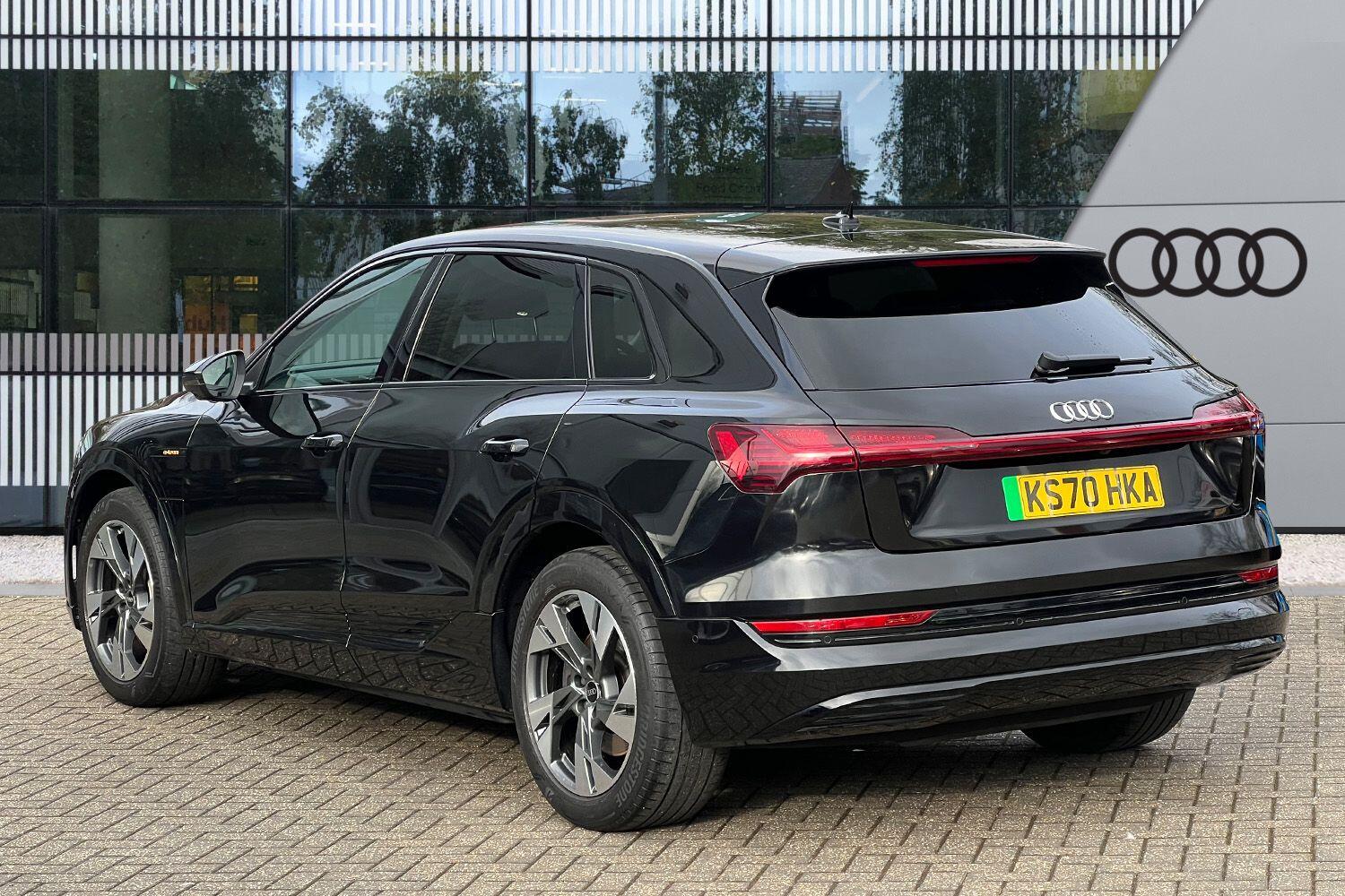 Used Audi e-tron 2021 for sale - 77559064: Photo 2