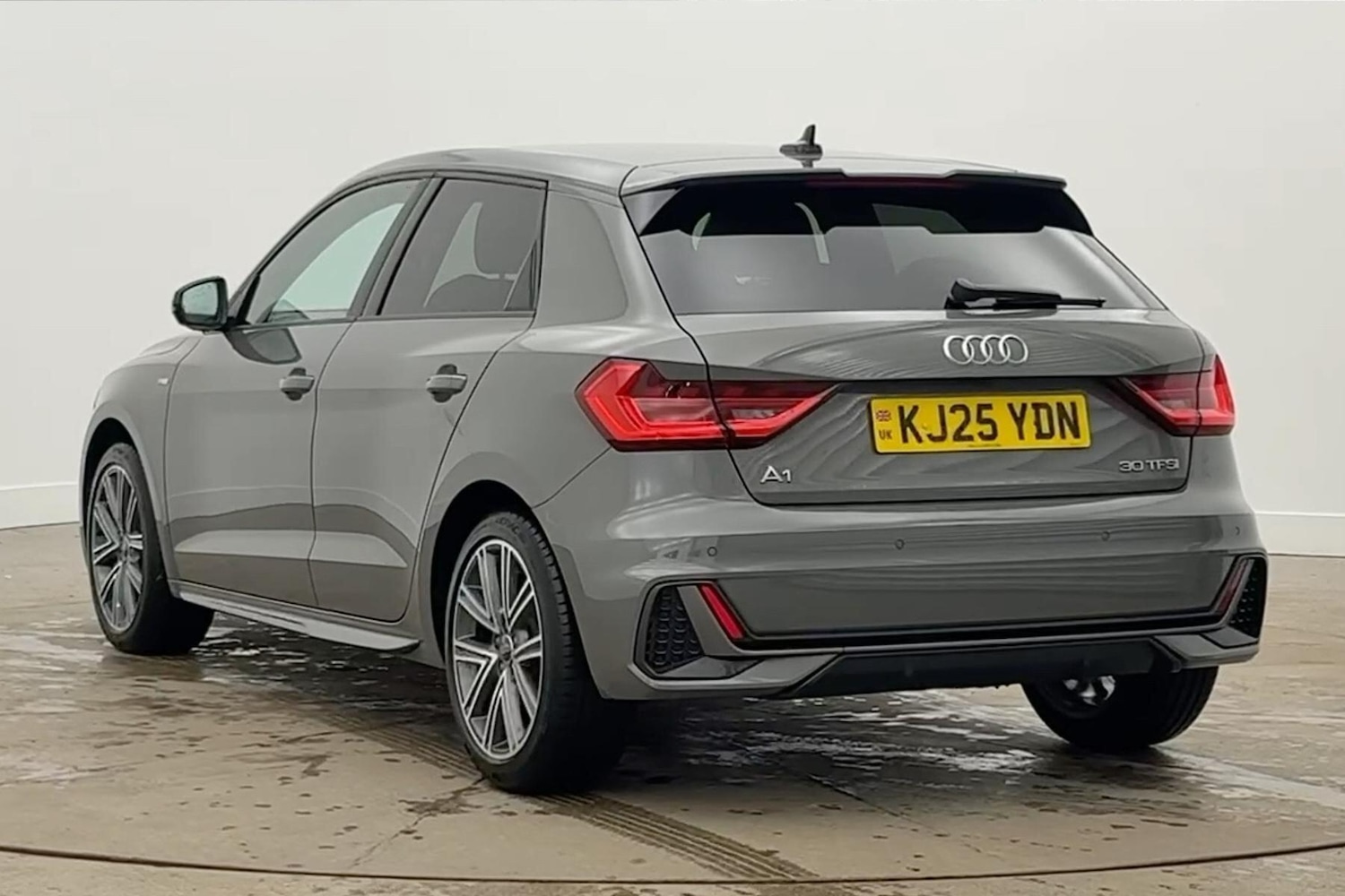 Used Audi A1 for sale - 78127459: Photo 3