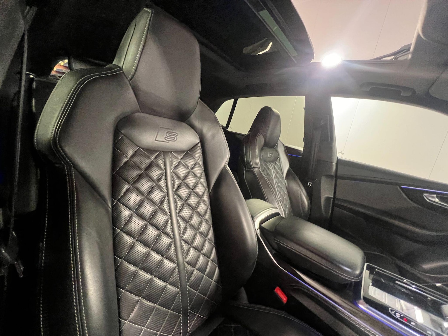 Used Audi Q8 2022 for sale - 77993173: Photo 11