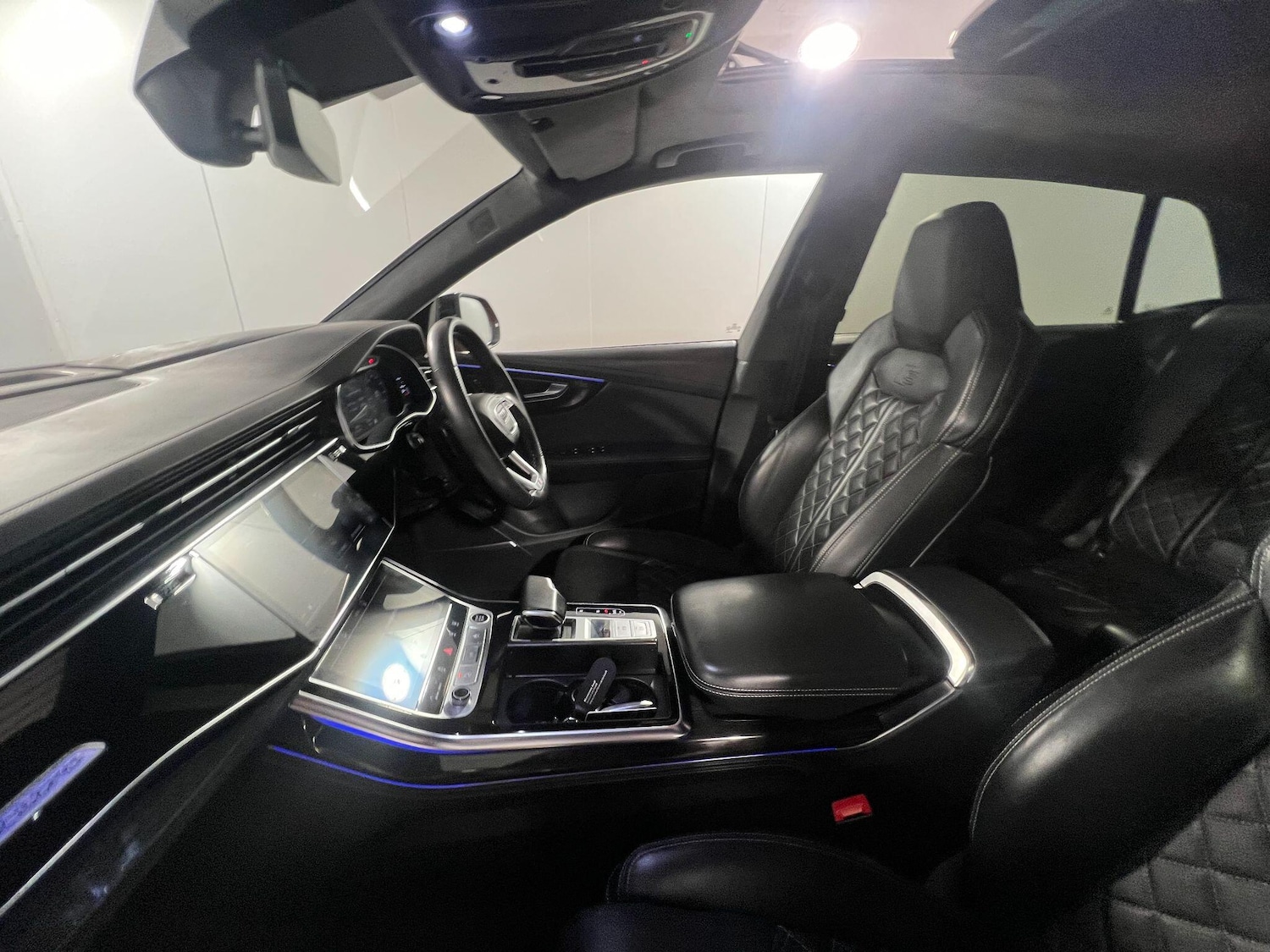 Used Audi Q8 2022 for sale - 77993173: Photo 17