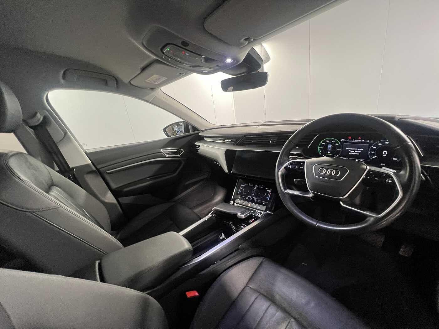 Used Audi e-tron 2021 for sale - 77478737: Photo 6