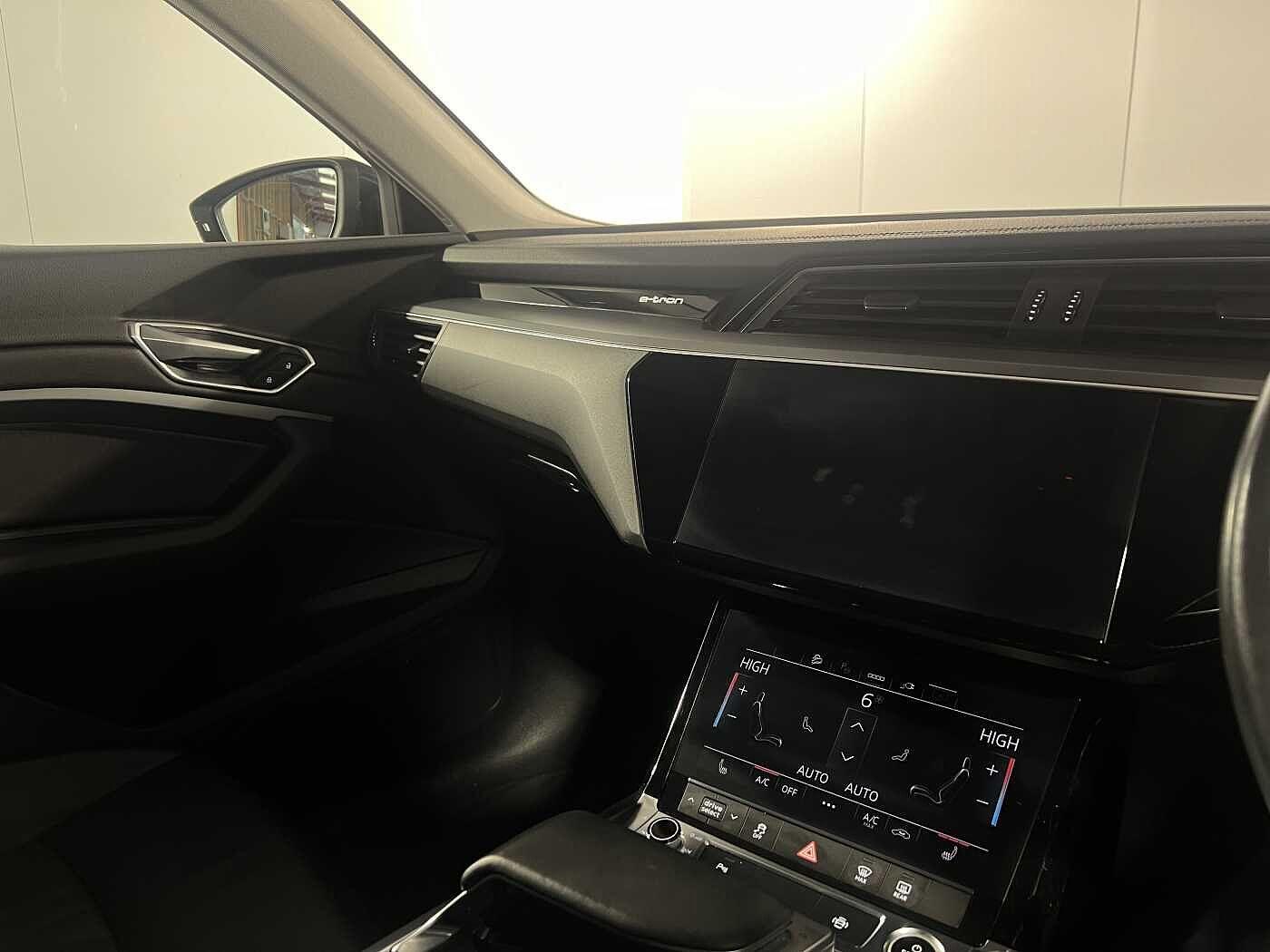 Used Audi e-tron 2021 for sale - 77478737: Photo 9