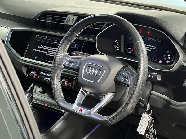 Used Audi Q3 2022 for sale - 76189406: Photo 59