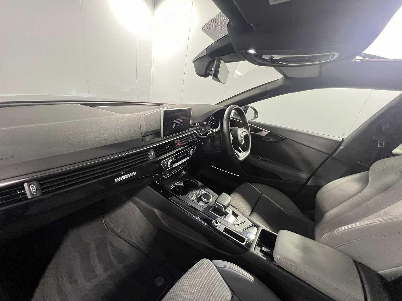 Used Audi A5 2018 for sale - 76121513: Photo 2