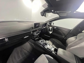Used Audi A5 2018 for sale - 76121513: Photo 2