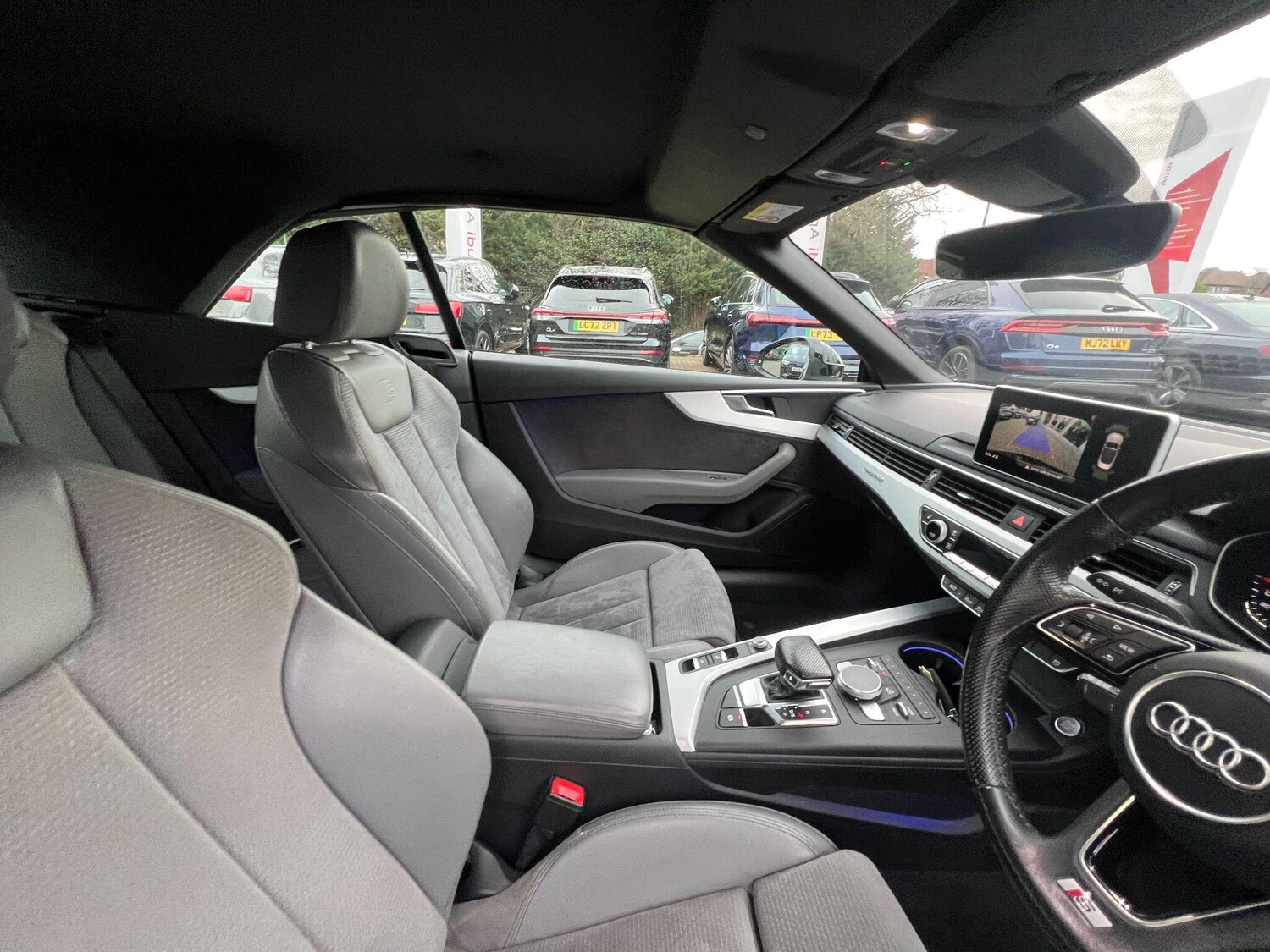 Used Audi A5 Cabriolet 2017 for sale - 76839801: Photo 16