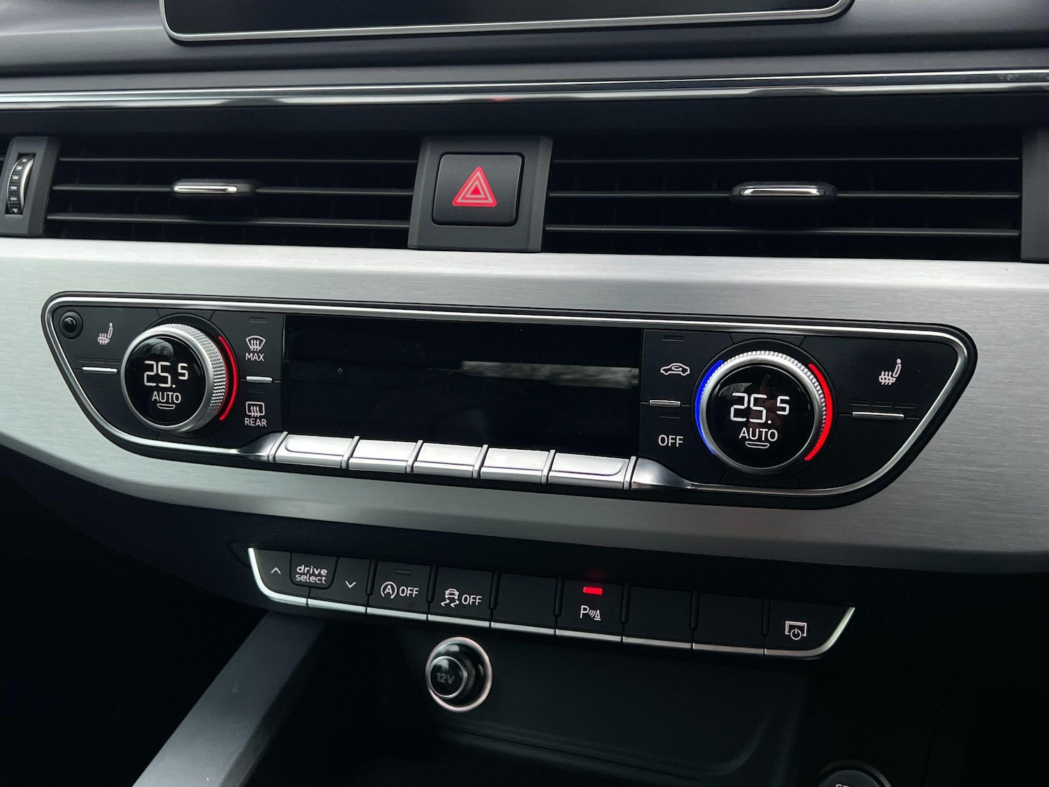 Used Audi A5 Cabriolet 2017 for sale - 76839801: Photo 33