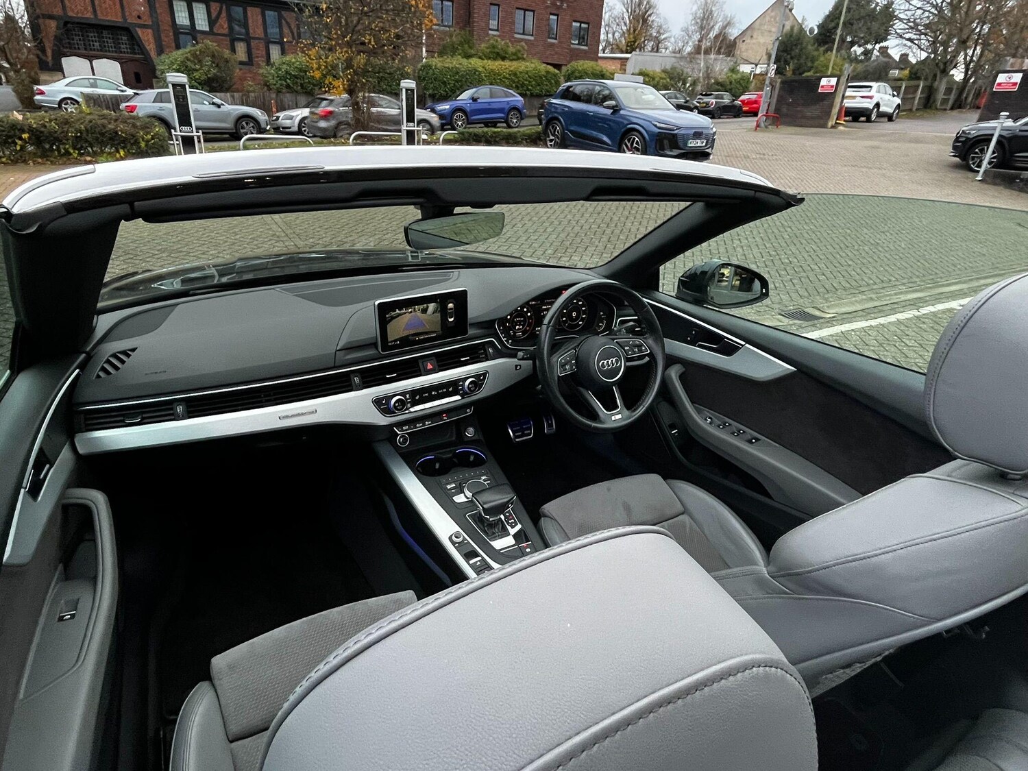 Used Audi A5 Cabriolet 2017 for sale - 76839801: Photo 37