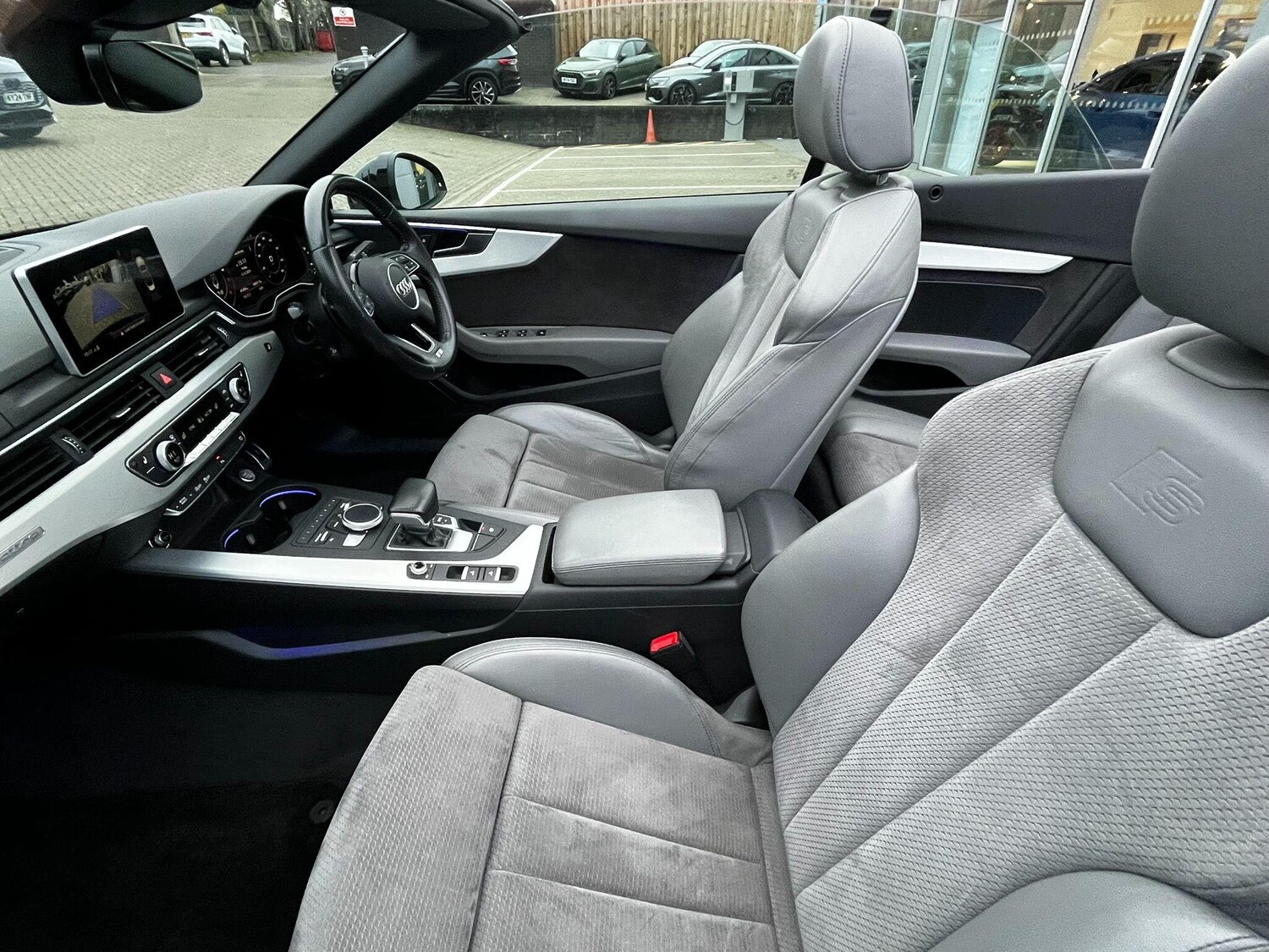 Used Audi A5 Cabriolet 2017 for sale - 76839801: Photo 40