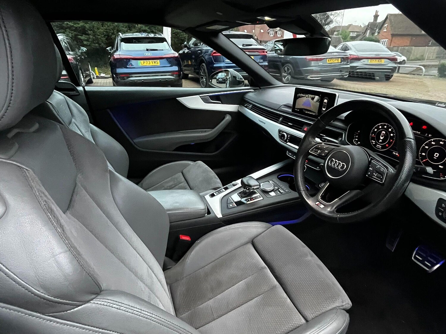 Used Audi A5 Cabriolet 2017 for sale - 76839801: Photo 47