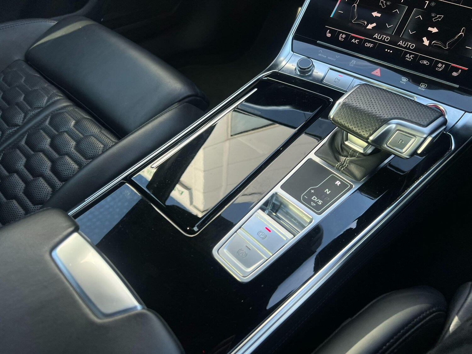 Used Audi RS6 2021 for sale - 78048064: Photo 83