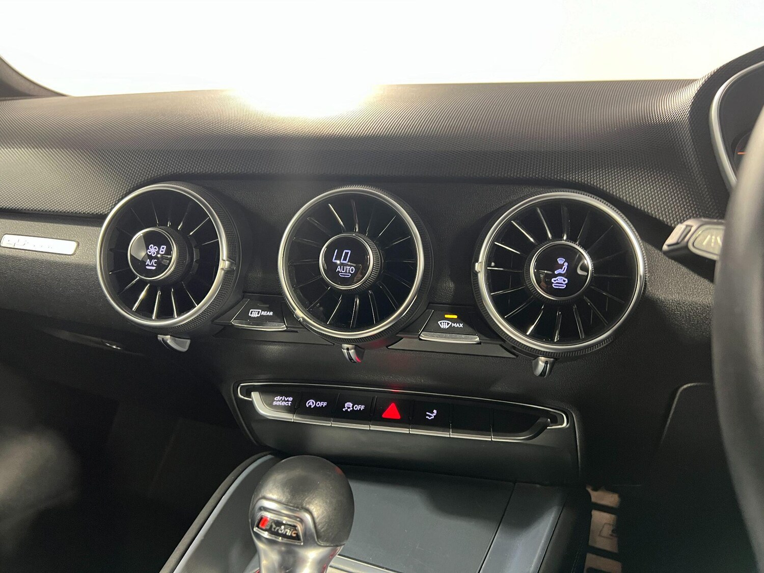 Used Audi TT 2018 for sale - 76865688: Photo 57