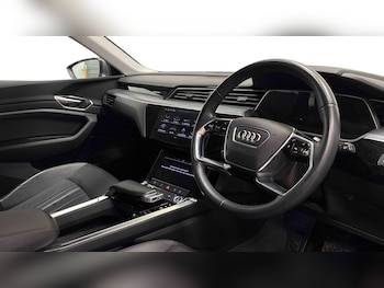 Used Audi e-tron 2022 for sale - 79169074: Photo