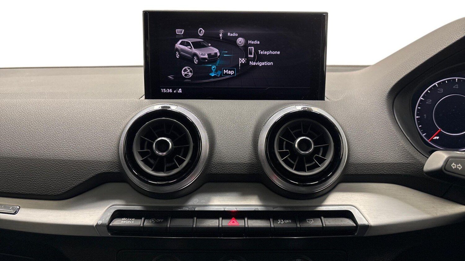 Used Audi Q2 2024 for sale - 77882395: Photo 8