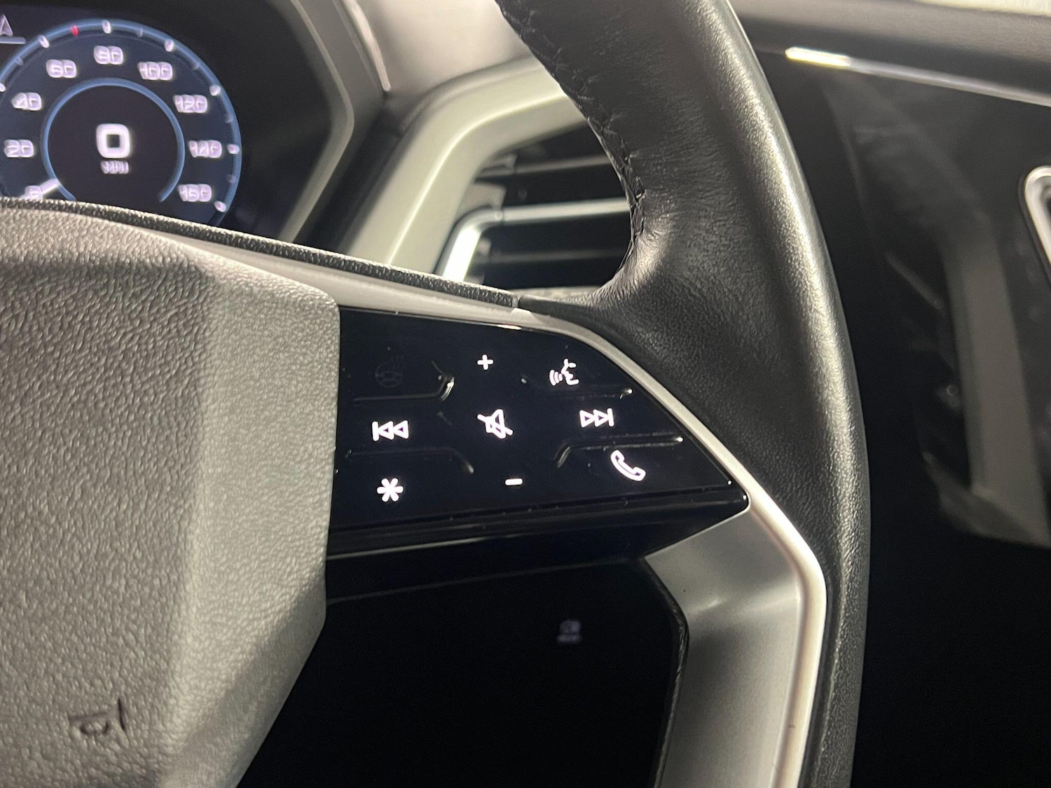 Used Audi Q4 e-tron 2022 for sale - 77585756: Photo 57