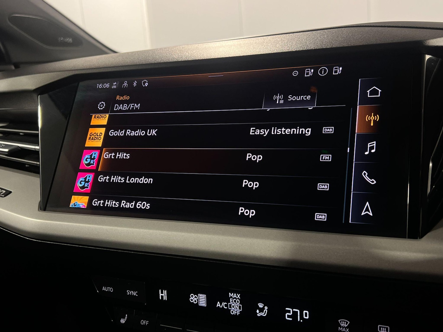 Used Audi Q4 e-tron 2022 for sale - 77585756: Photo 62