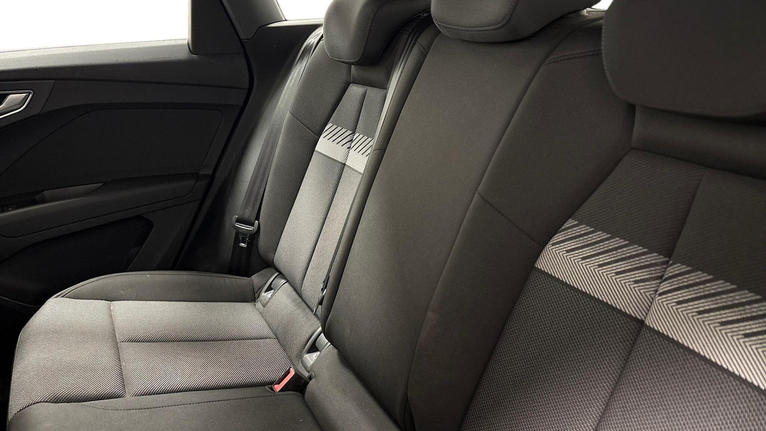 Used Audi Q4 e-tron 2022 for sale - 77585756: Photo 8