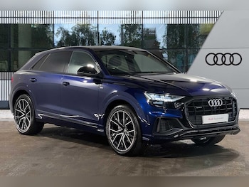 Audi - Q8