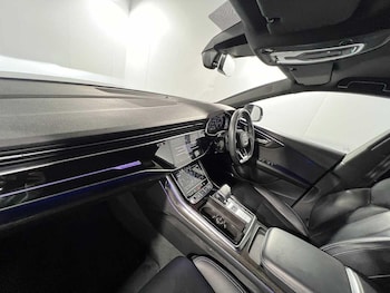 Used Audi Q8 2022 for sale - 76227136: Photo 2