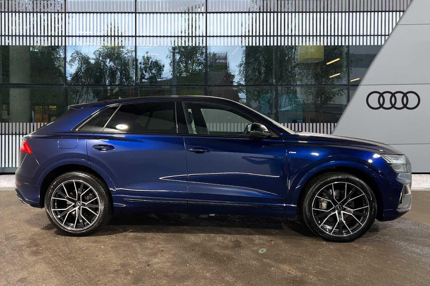 Used Audi Q8 2022 for sale - 76227136: Photo 4