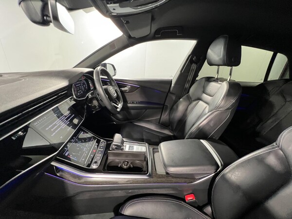 Used Audi Q8 2022 for sale - 76227136: Photo 59