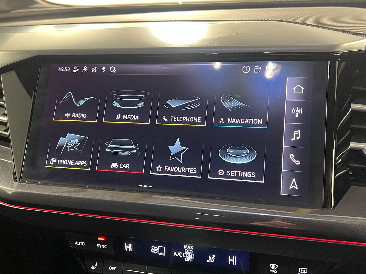 Used Audi Q4 e-tron 2022 for sale - 77598224: Photo 61