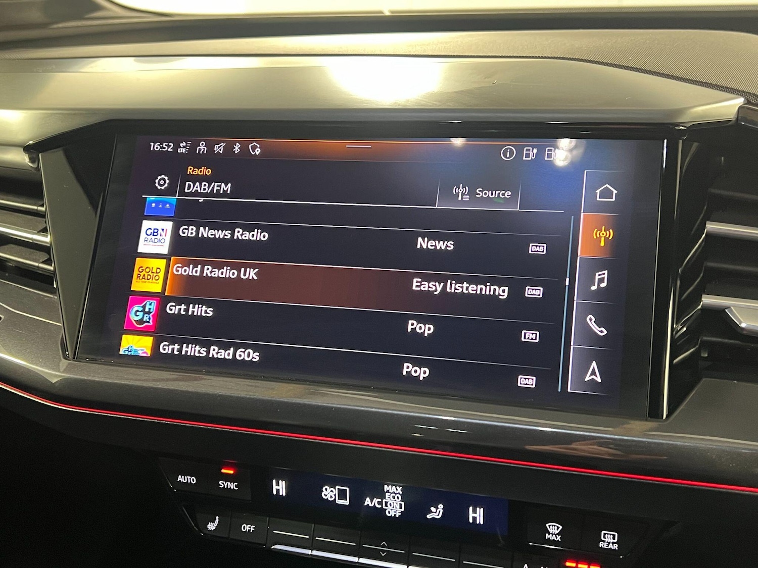 Used Audi Q4 e-tron 2022 for sale - 77598224: Photo 62