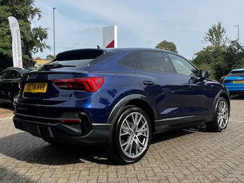 Used Audi Q3 2024 for sale - 75506907: Photo