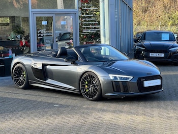 2018 (18) - 5.2 FSI V10 Quattro 2dr S Tronic