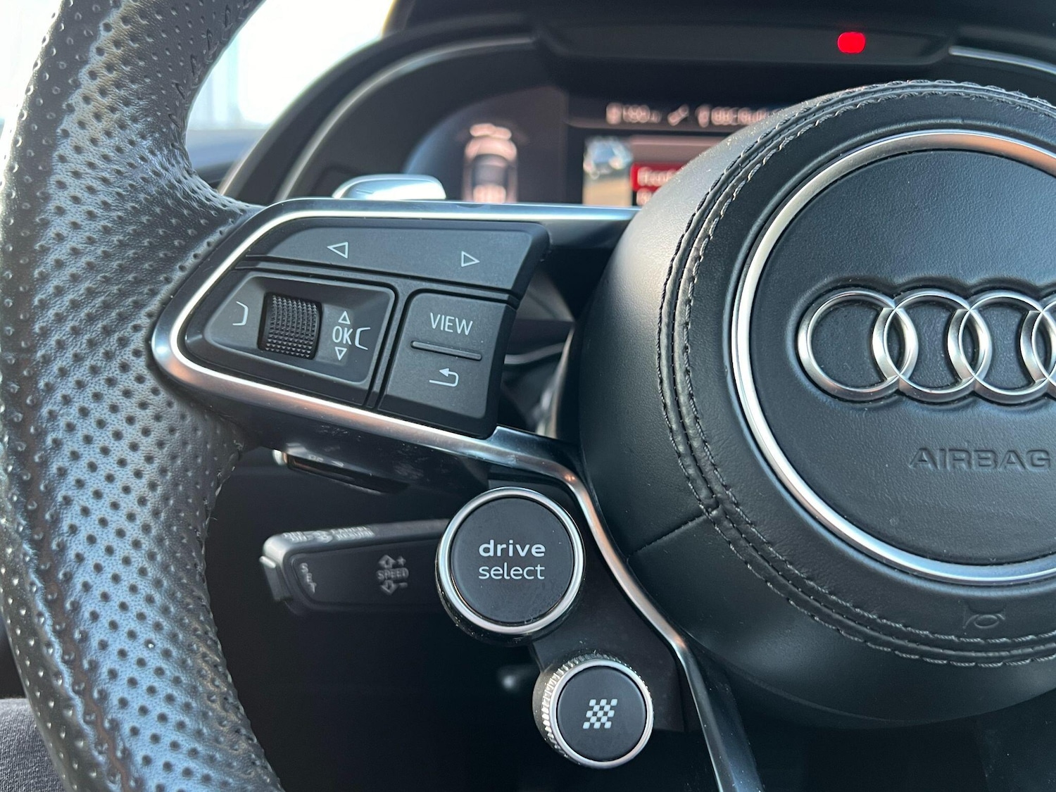 Used Audi R8 2018 for sale - 76715419: Photo 21