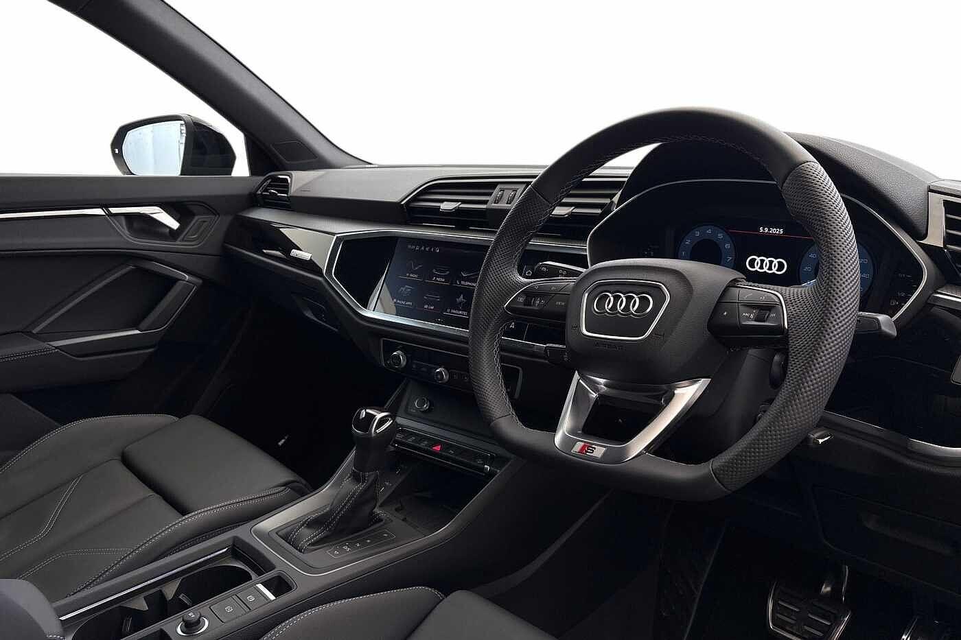 Used Audi Q3 2025 for sale - 76456696: Photo 6