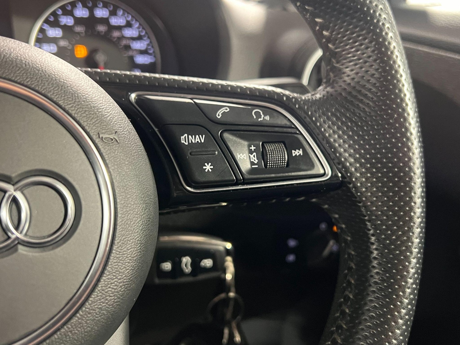 Used Audi Q2 2018 for sale - 76839657: Photo 30