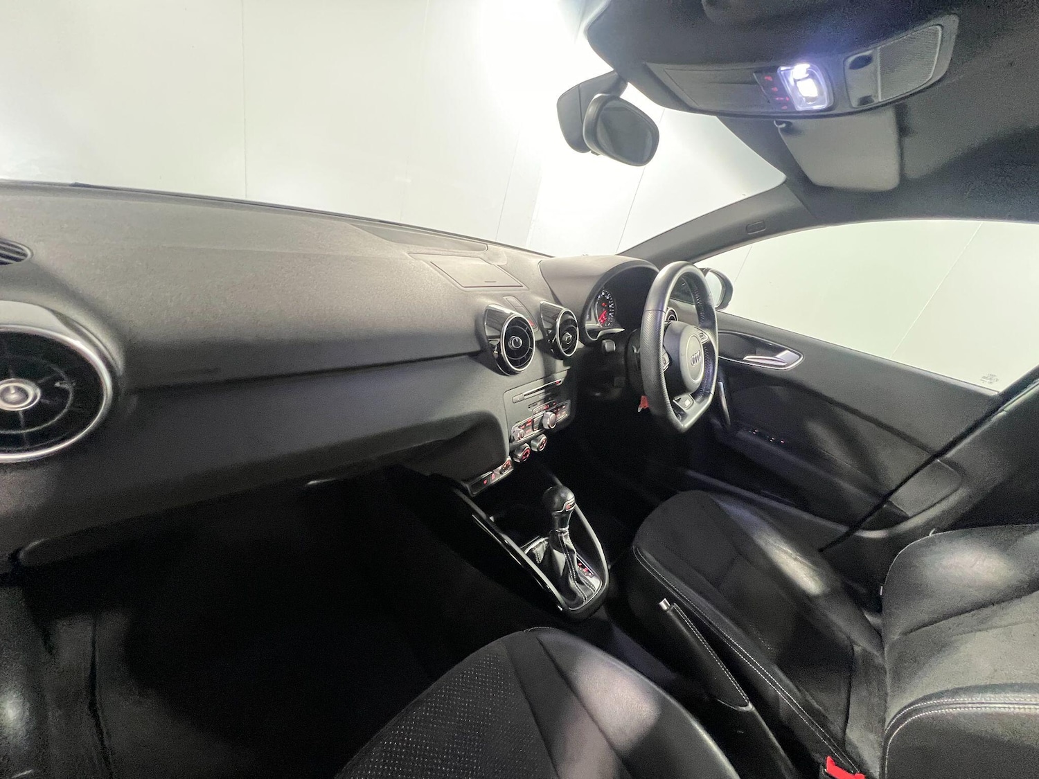 Used Audi A1 for sale - 77853183: Photo 19