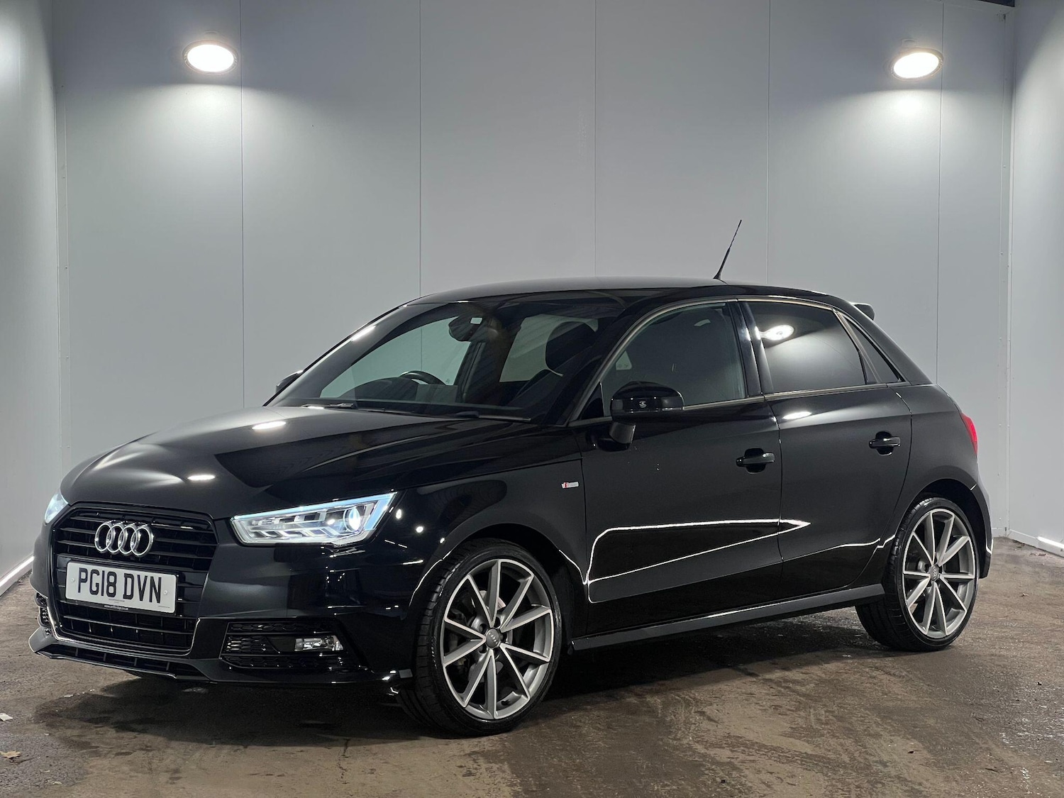 Used Audi A1 for sale - 77853183: Photo 5
