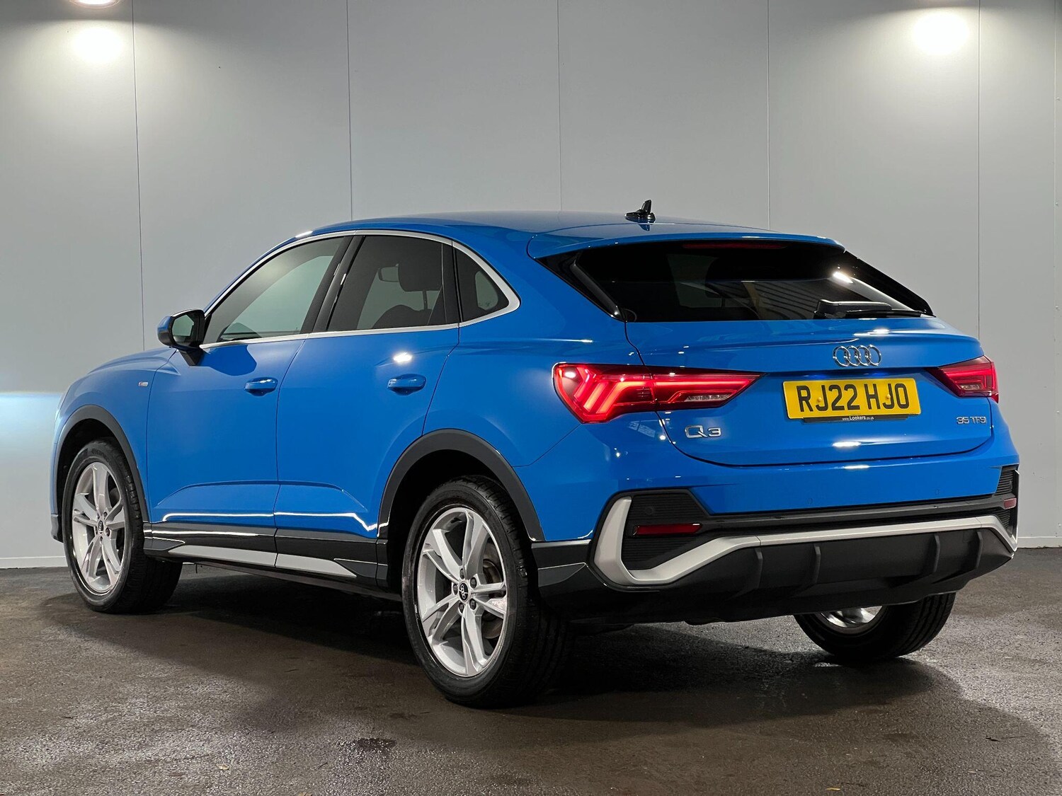 Used Audi Q3 2022 for sale - 76561766: Photo 6