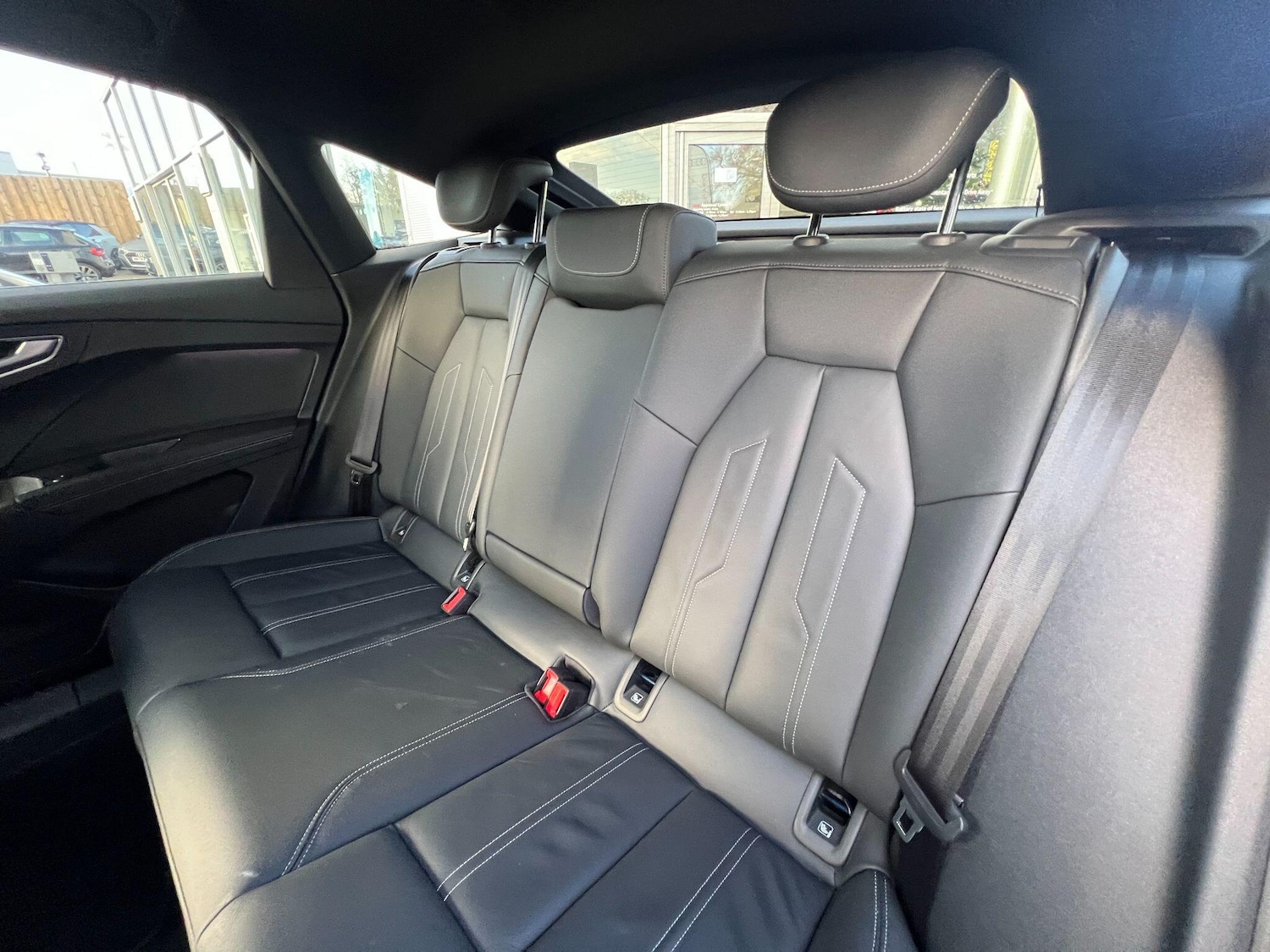 Used Audi Q4 e-tron 2024 for sale - 76634052: Photo 17