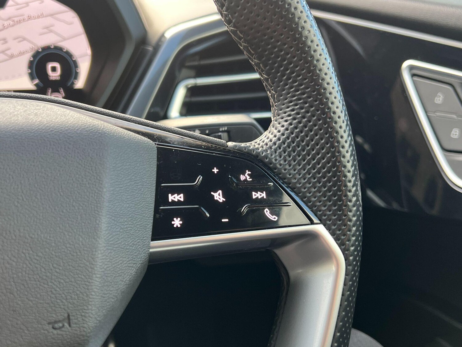 Used Audi Q4 e-tron 2024 for sale - 76634052: Photo 26