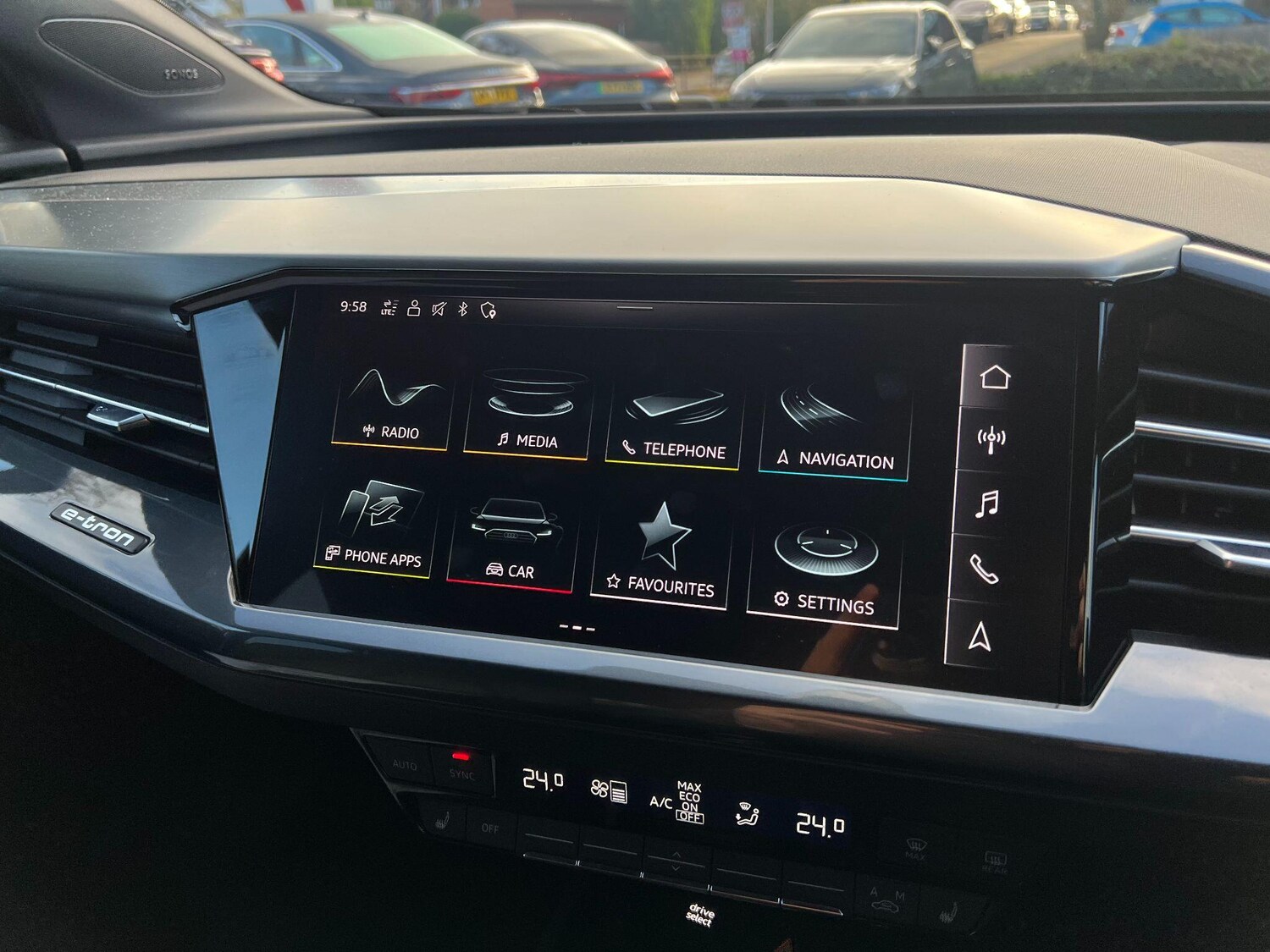 Used Audi Q4 e-tron 2024 for sale - 76634052: Photo 30