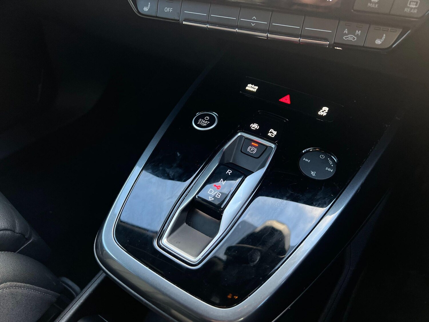 Used Audi Q4 e-tron 2024 for sale - 76634052: Photo 33