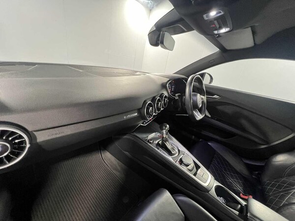 Used Audi TT 2018 for sale - 76152237: Photo 12