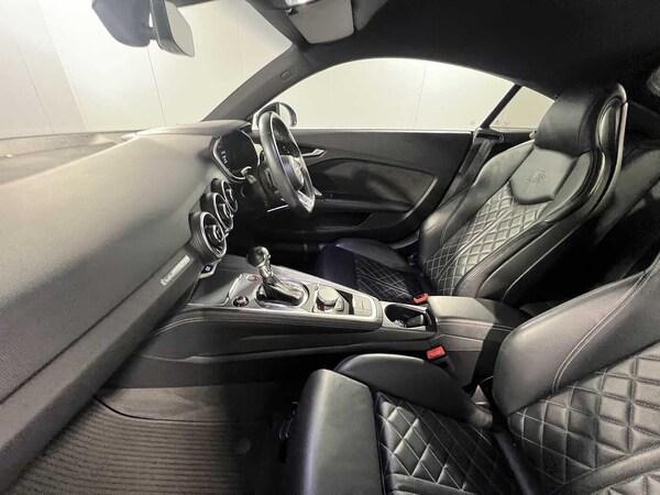 Used Audi TT 2018 for sale - 76152237: Photo 13