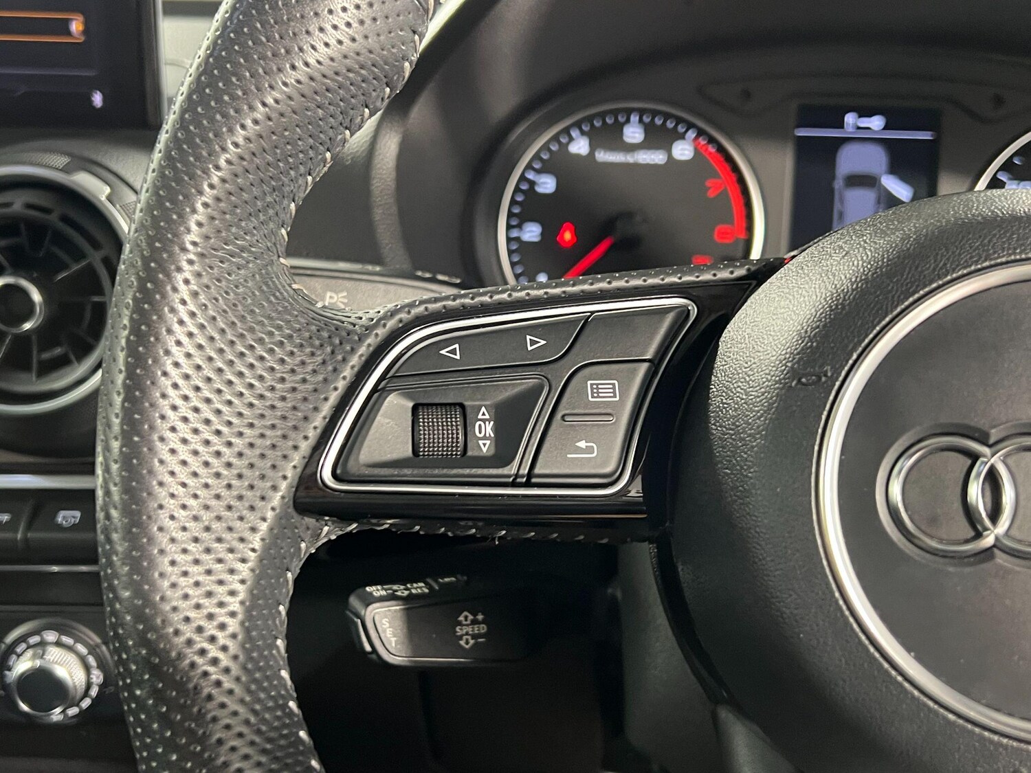 Used Audi Q2 for sale - 77970769: Photo 25